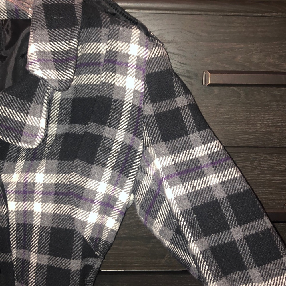 Peacoat - Picture 4 of 6